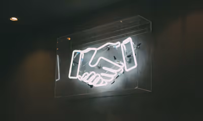Shake hands sign article image